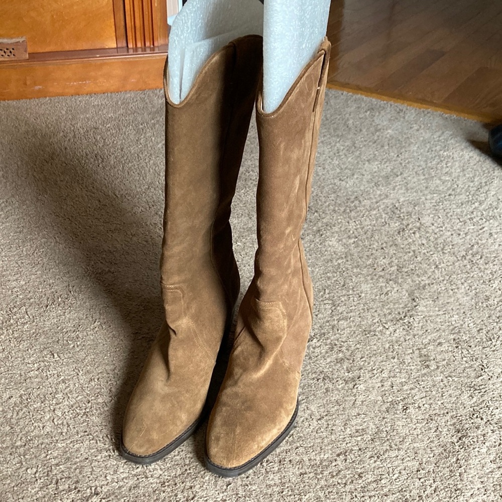 Stuart Weitzman, suede, light brown, size 7.5